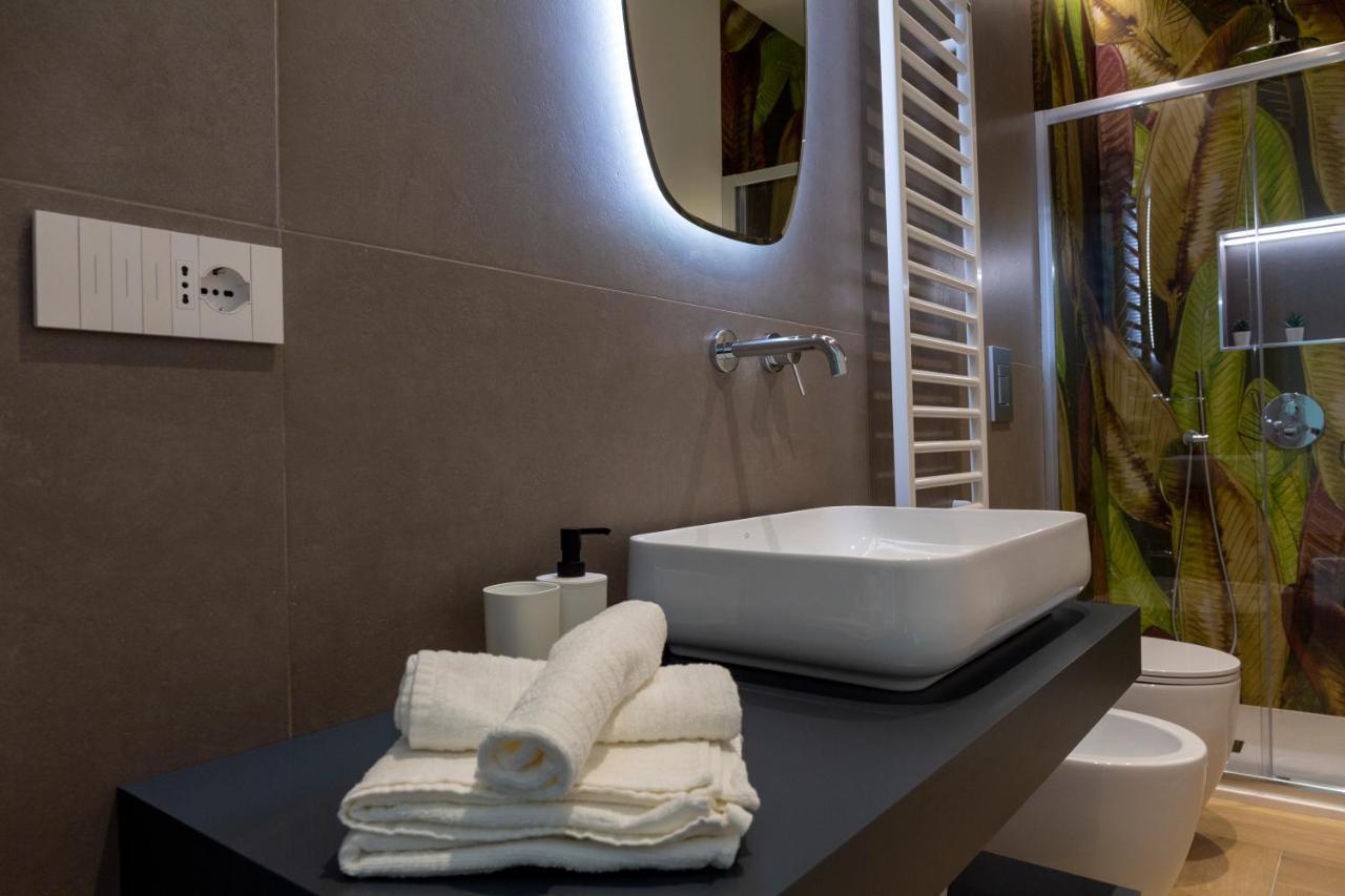7Th Floor Apartment فوجيا المظهر الخارجي الصورة