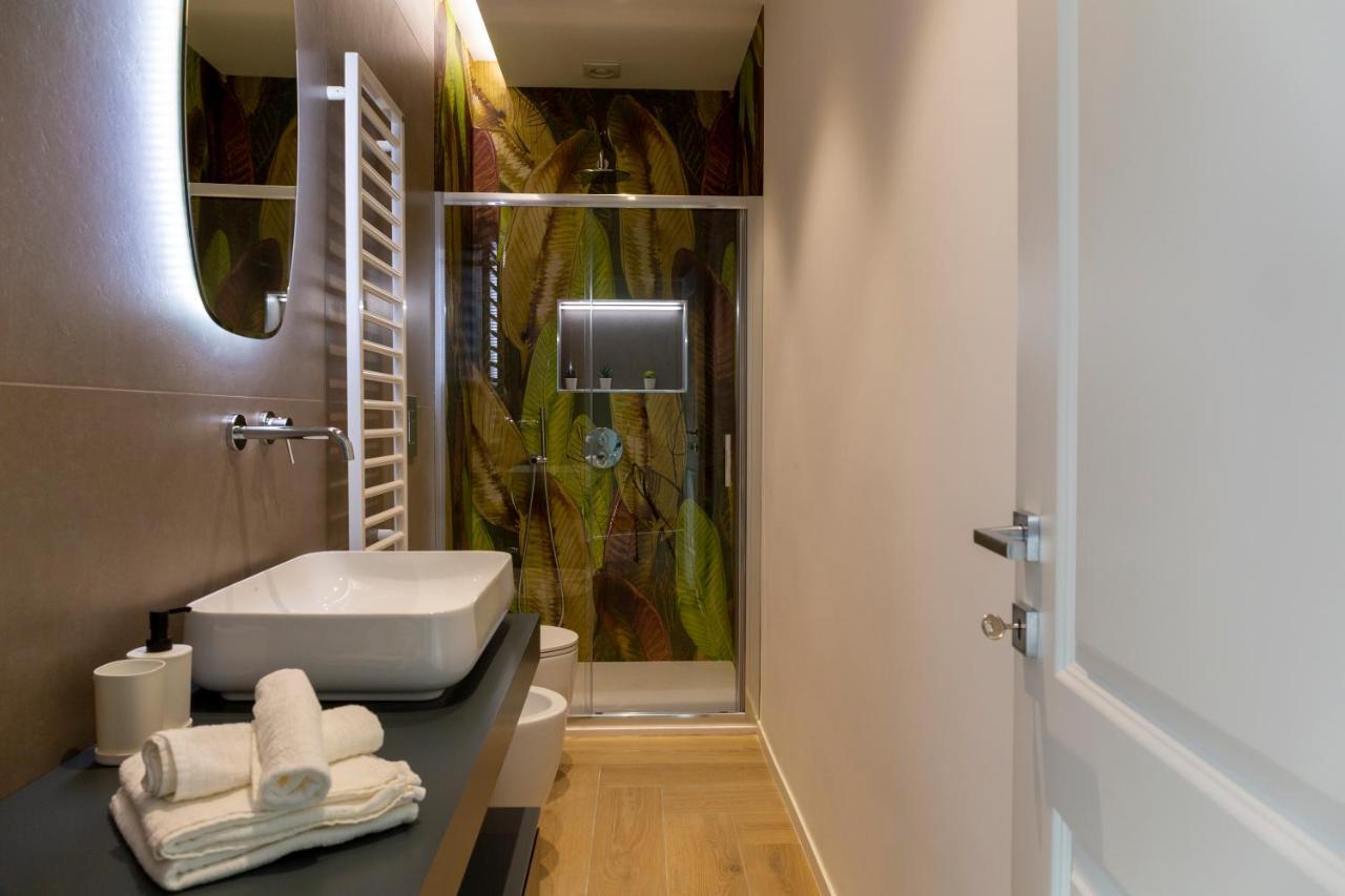 7Th Floor Apartment فوجيا المظهر الخارجي الصورة