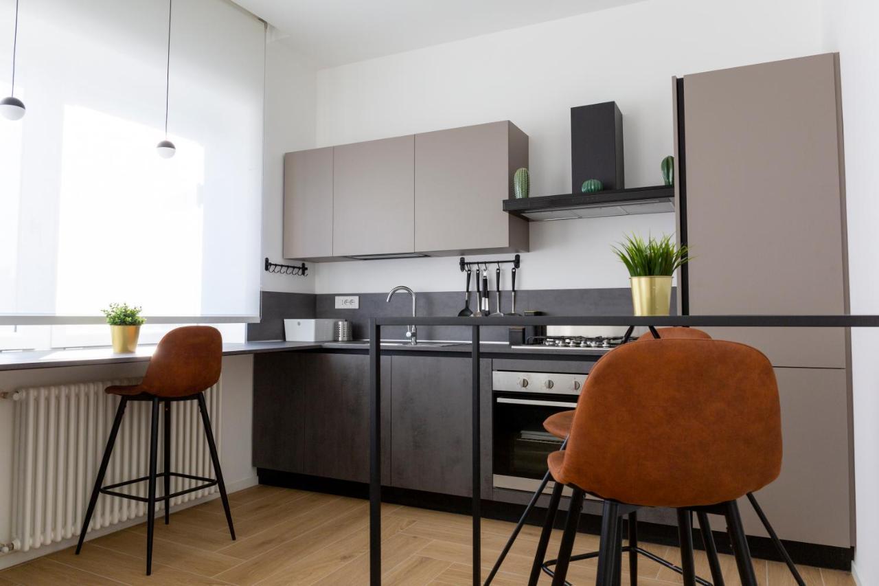 7Th Floor Apartment فوجيا المظهر الخارجي الصورة